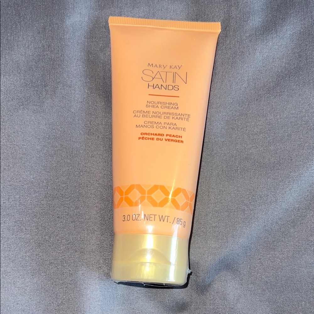 Mary Kay Satin Hands Nourishing Shea Cream - Peach and Gold Accents